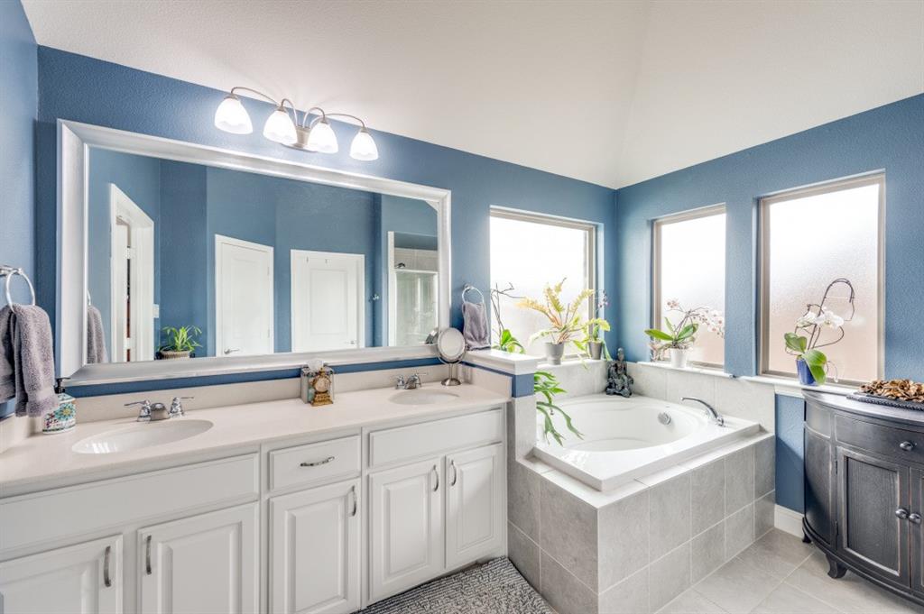 532 Brookhaven Lane Oak Point, TX 75068 - Photo 15 of 23 Primary Bathroom