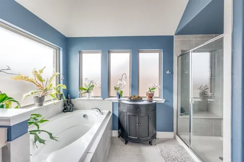 $430,000 | 532 Brookhaven Lane, Oak Point, TX 75068