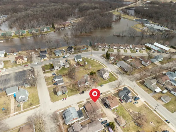 $224,900 | 206 East Spring Street, New London, WI 54961