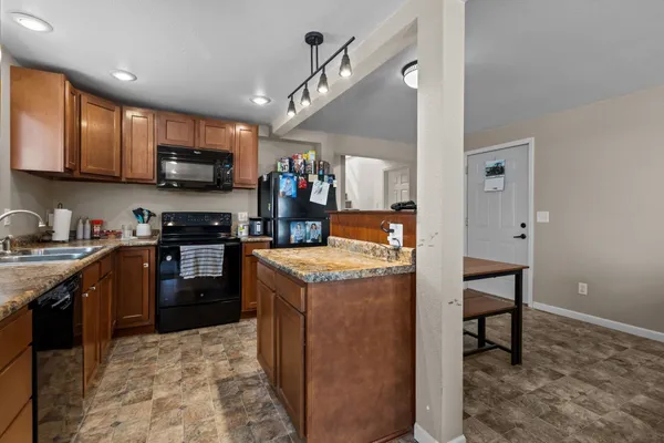 $224,900 | 206 East Spring Street, New London, WI 54961