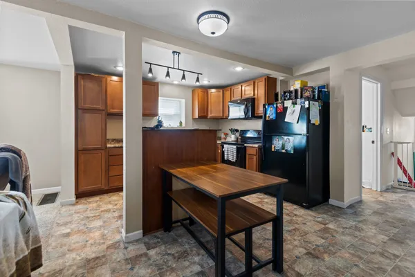 $224,900 | 206 East Spring Street, New London, WI 54961