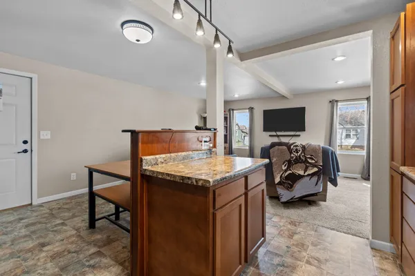 $224,900 | 206 East Spring Street, New London, WI 54961