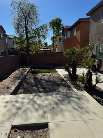 $584,900 | 9161 Dutch Oven Court, Las Vegas, NV 89178
