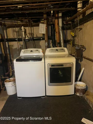 $1,100 | 314 Sunnyside Avenue, Unit A, Clarks Summit, PA 18411