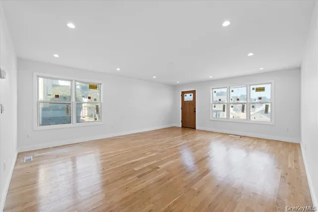 $1,750,000 | 99 Thurton Place, Yonkers, NY 10704