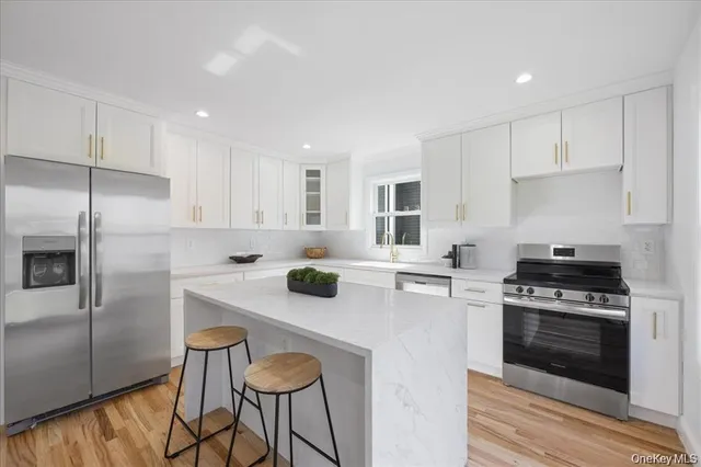 $1,750,000 | 99 Thurton Place, Yonkers, NY 10704