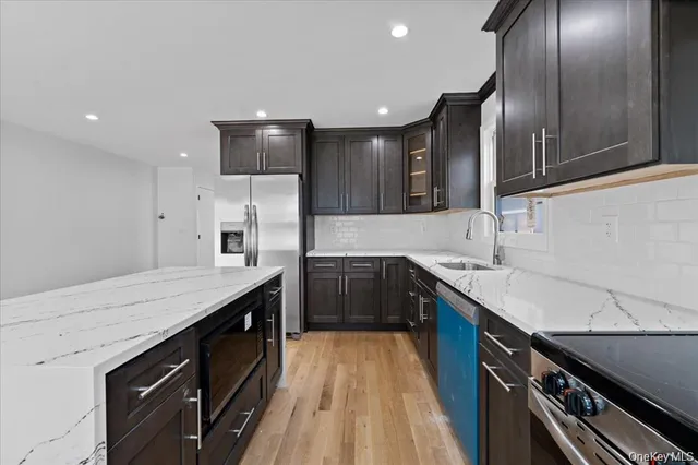 $1,750,000 | 99 Thurton Place, Yonkers, NY 10704