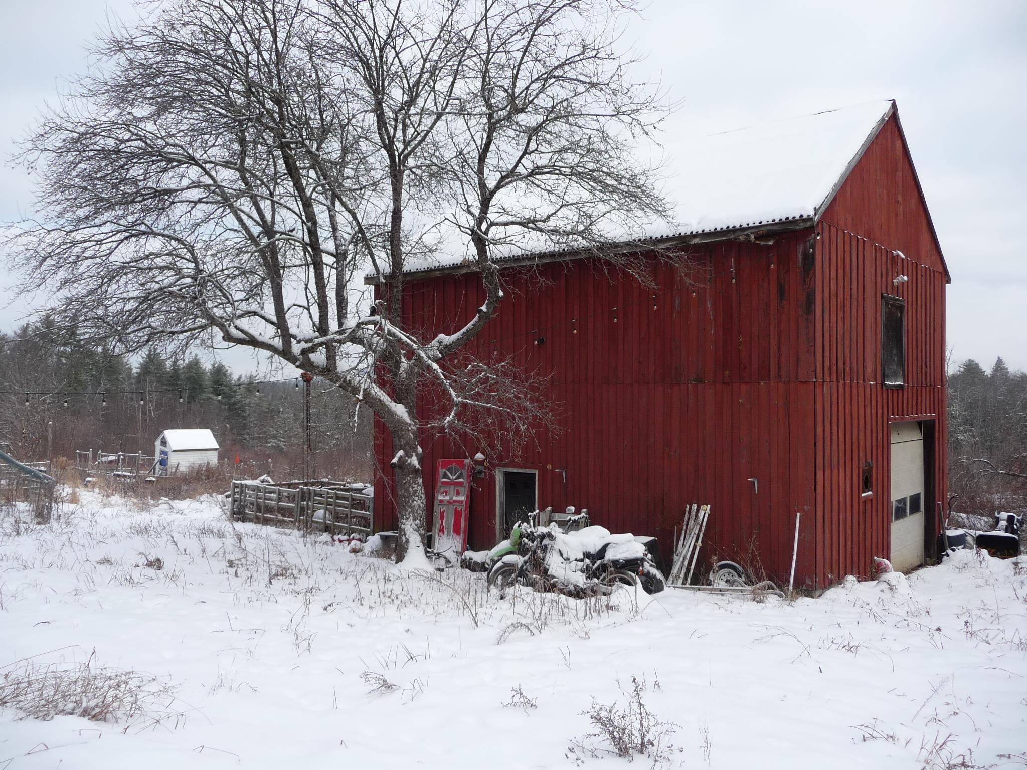 433 N Road Deering, NH 03244 - Photo 11 of 22