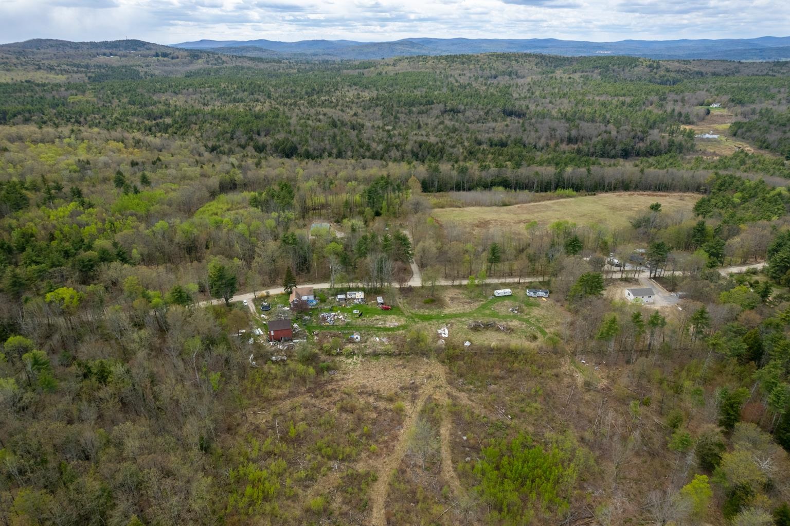 433 N Road Deering, NH 03244 - Photo 19 of 45