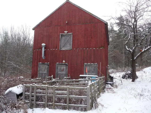 $260,000 | 433 N Road, Deering, NH 03244