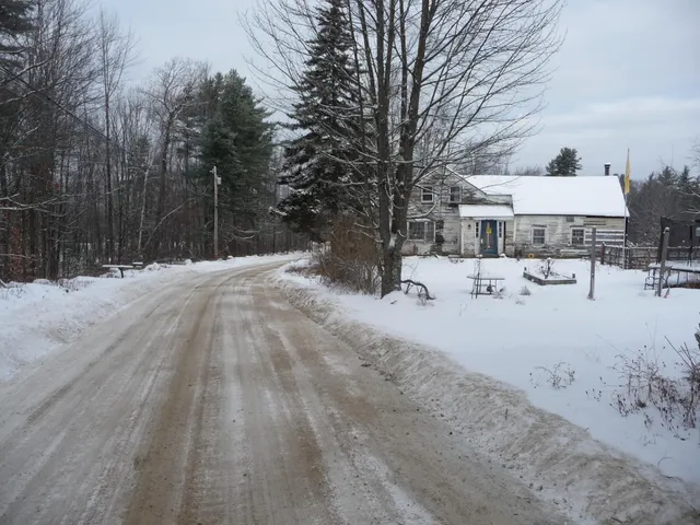 $260,000 | 433 N Road, Deering, NH 03244