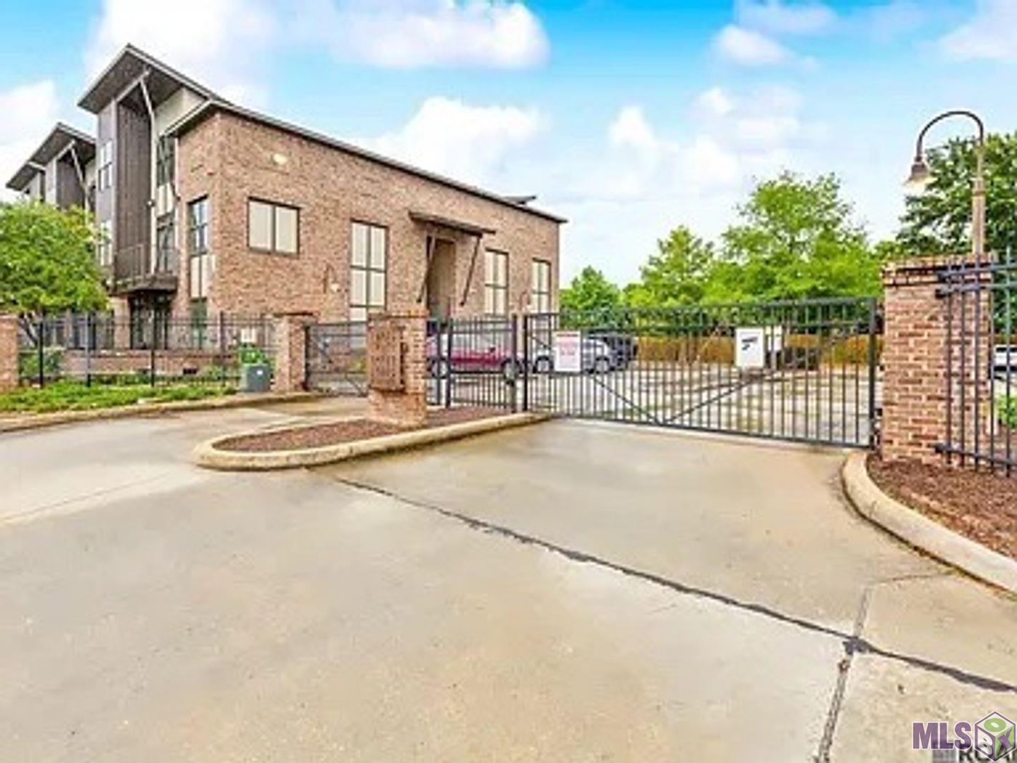 333 East Boyd Drive, Unit 16 Baton Rouge, LA 70808 - Photo 1 of 16