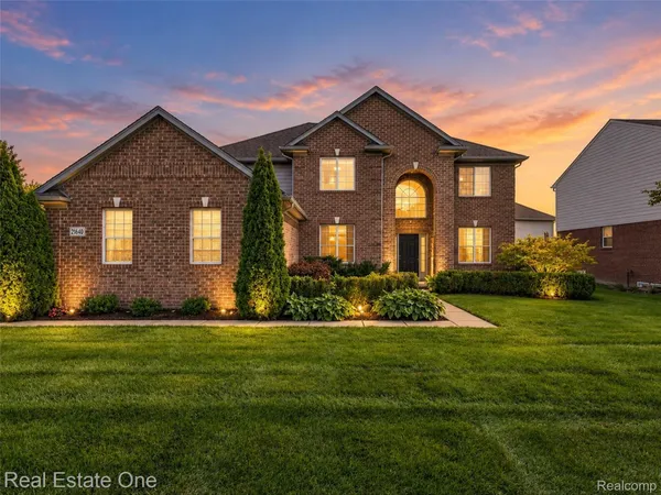 $529,900 | 21640 Pine Cone Drive, Macomb, MI 48042