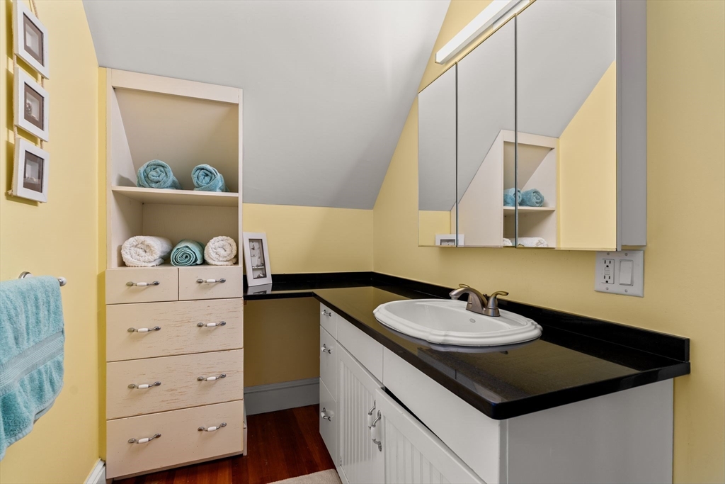 101 Beach Street, Unit 2 Quincy, MA 02170 - Photo 23 of 35