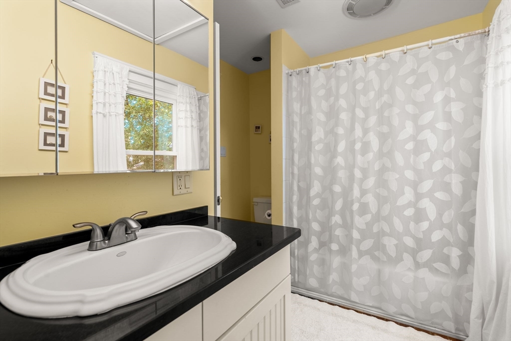 101 Beach Street, Unit 2 Quincy, MA 02170 - Photo 24 of 35