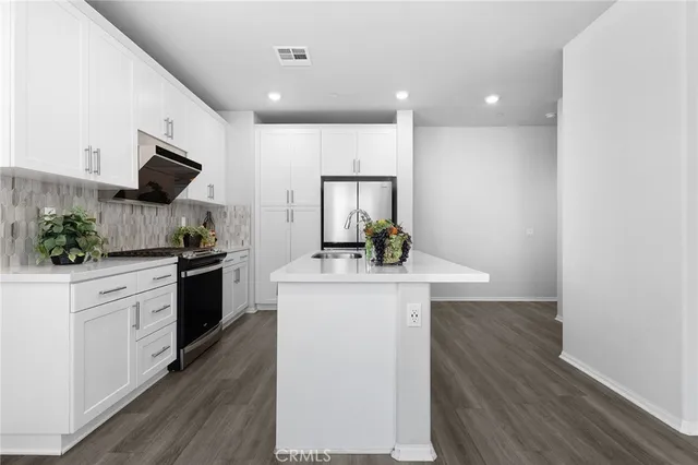 $3,100 | 1626 Cayton Loop, West Covina, CA 91790