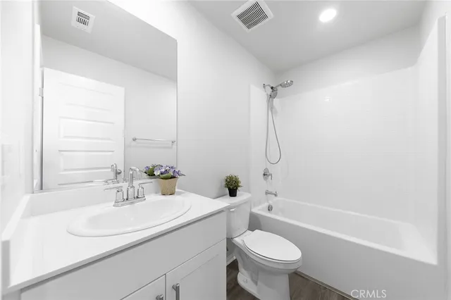 $3,100 | 1626 Cayton Loop, West Covina, CA 91790