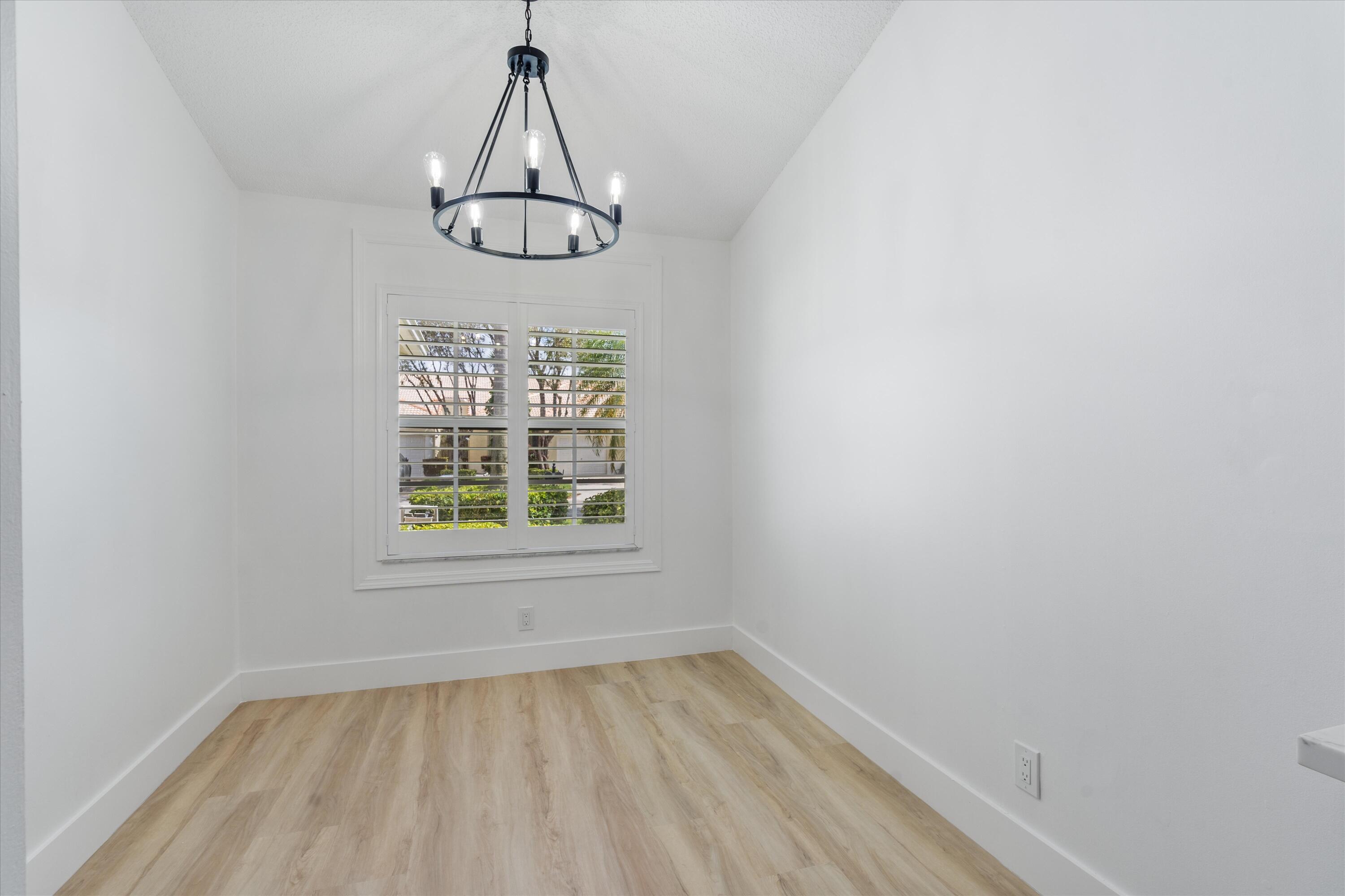 6092 Caladium Road Delray Beach, FL 33484 - Photo 11 of 59 eat in kitchen area
