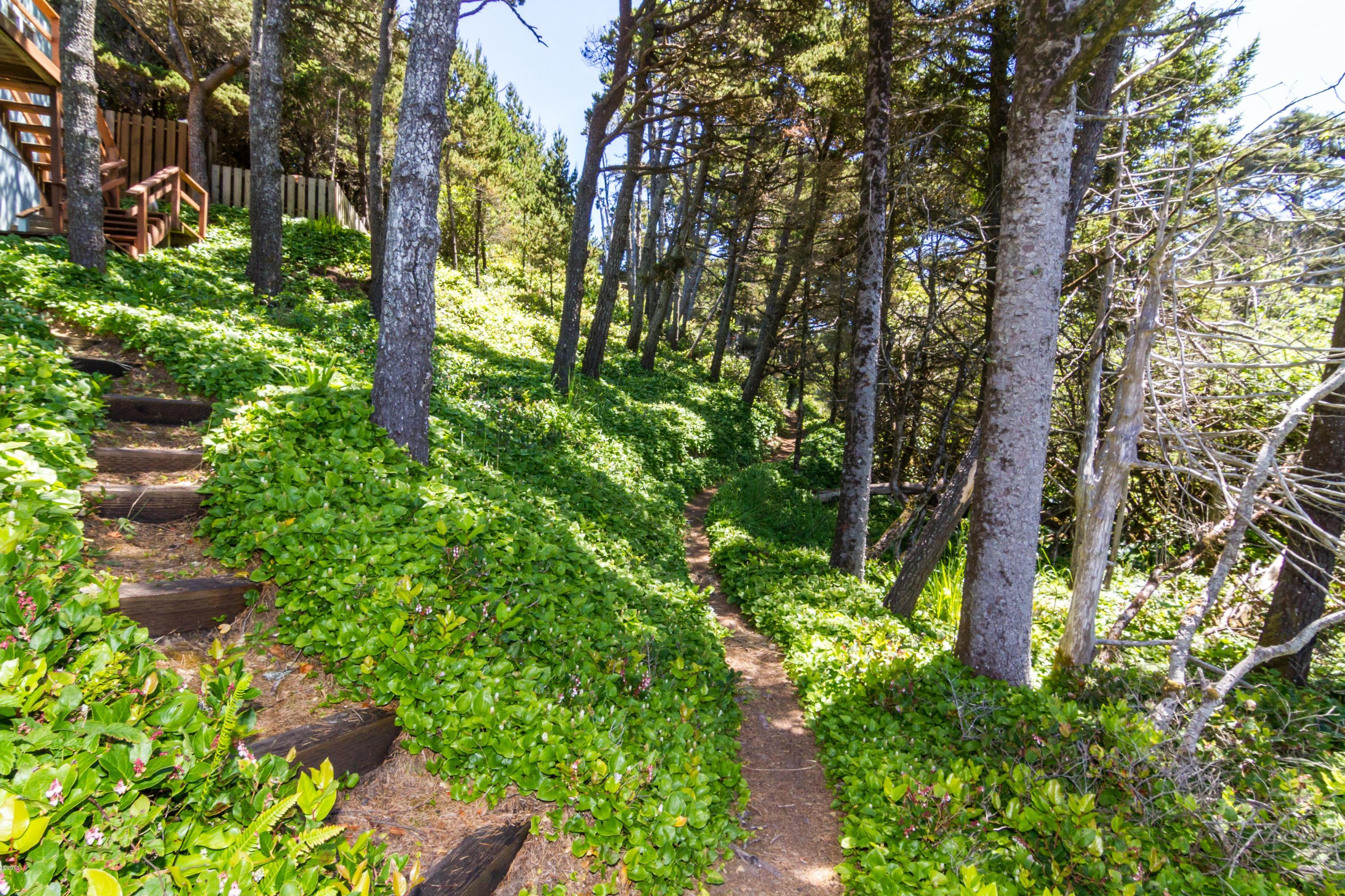 80 Ridge Place Depoe Bay, OR 97341 - Photo 17 of 36 Private Beach Access Trail