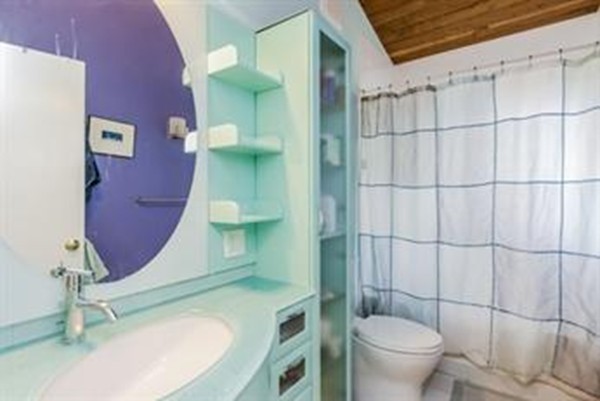 11 Partridge Road Lexington, MA 02420 - Photo 15 of 23 Gallery Image 15