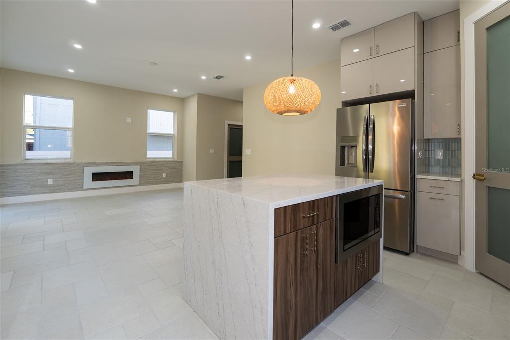 7617 Amherst Street Tampa, FL 33625 - Photo 12 of 46