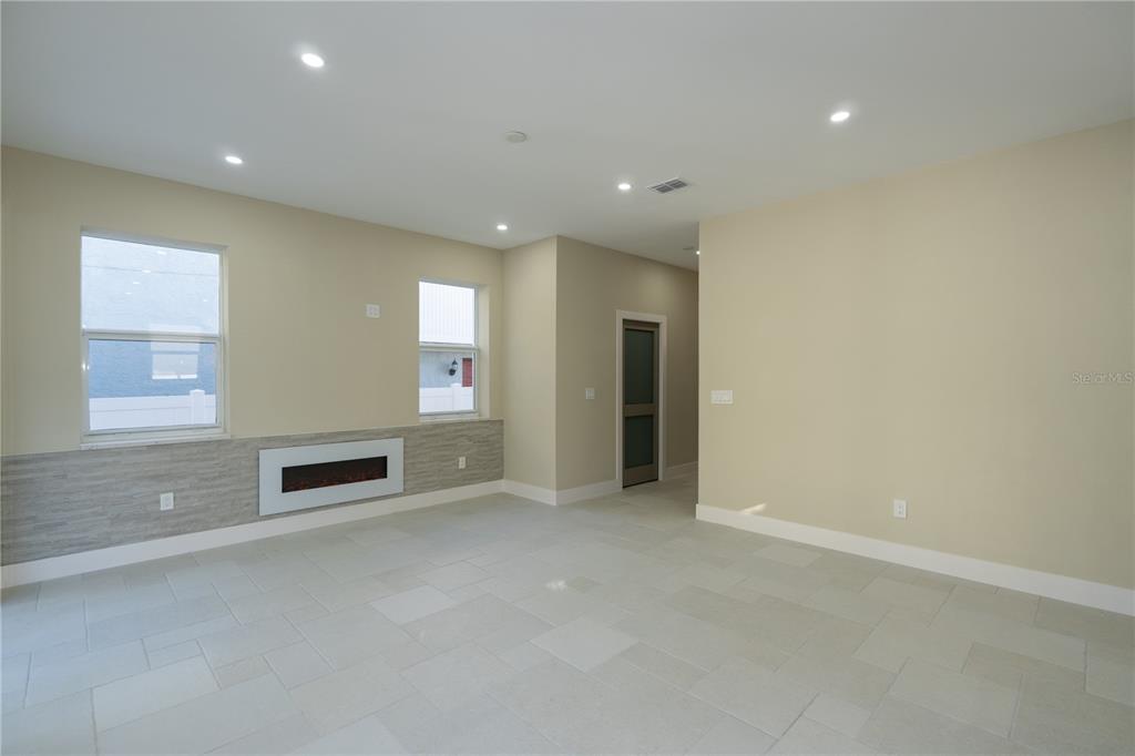 7617 Amherst Street Tampa, FL 33625 - Photo 9 of 46