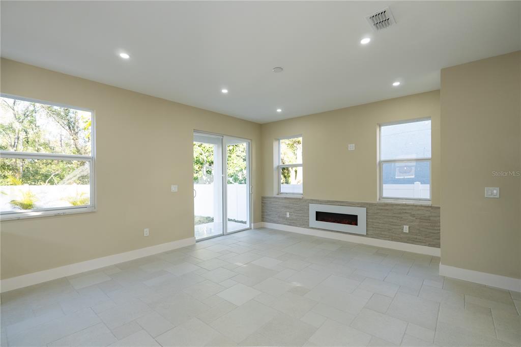 7617 Amherst Street Tampa, FL 33625 - Photo 10 of 46