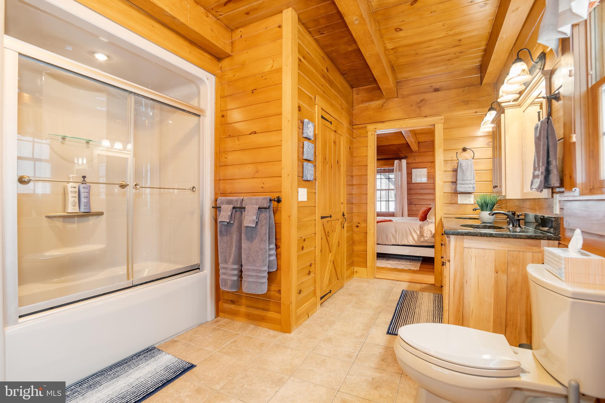 948 Legeer Road Grantsville, MD 21536 - Photo 45 of 94 Primary Full Bath