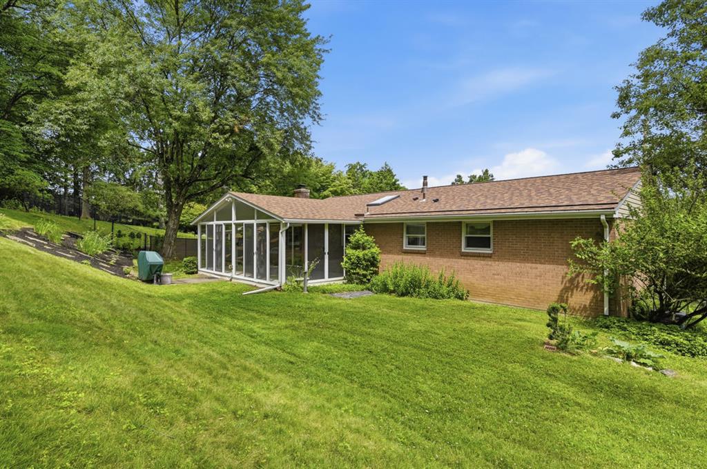 8244 Coach Court Allison Park, PA 15101 - Photo 37 of 50