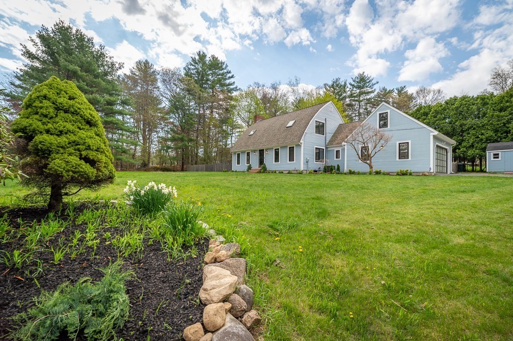 40 Sagamore Street Hamilton, MA 01982 - Photo 1 of 42