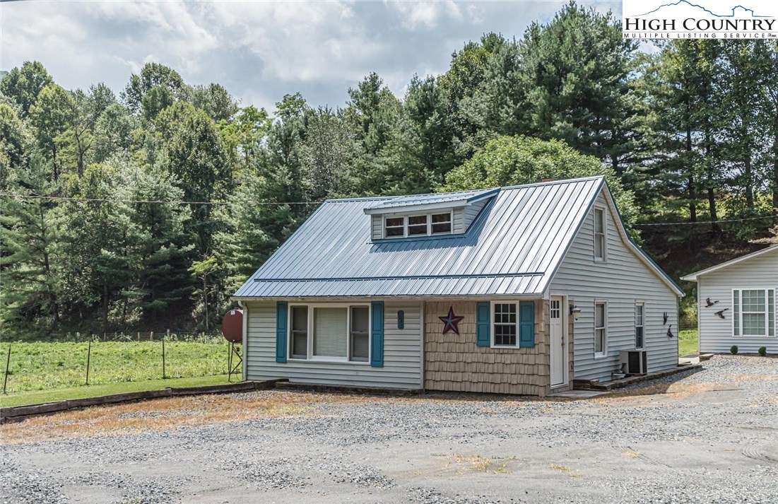 1047 Buffalo Road West Jefferson, NC 28694 - Photo 24 of 39 Gallery Image 24