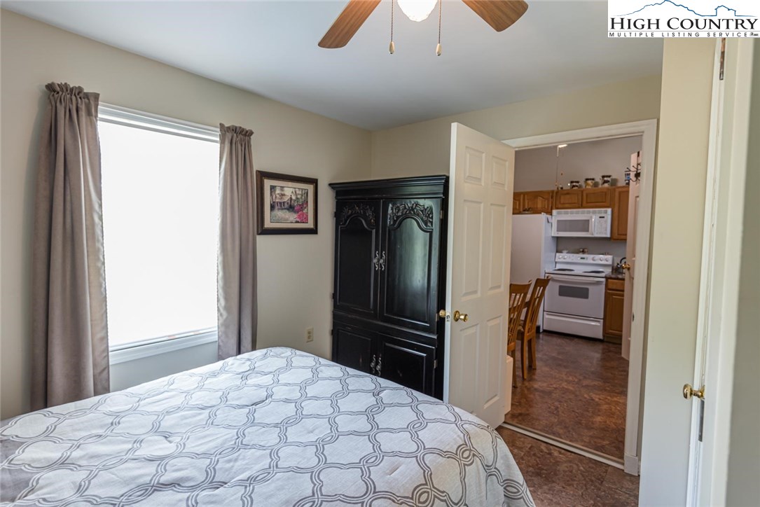 1047 Buffalo Road West Jefferson, NC 28694 - Photo 36 of 39 Gallery Image 36