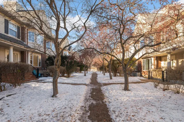 $285,000 | 8517 Forestview Lane North, Maple Grove, MN 55369