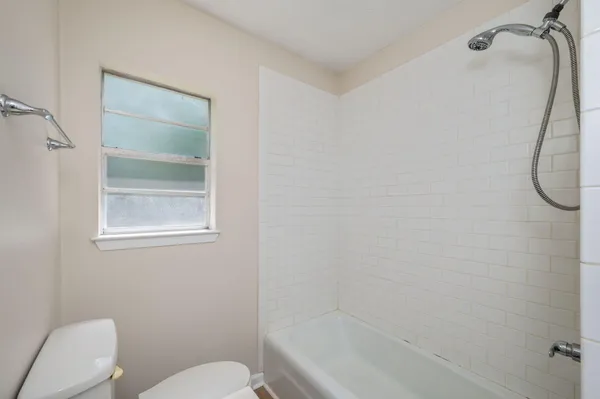 $1,200 | 709 Greenwood Street, Unit B, Fort Walton Beach, FL 32547