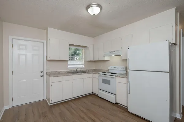 $1,200 | 709 Greenwood Street, Unit B, Fort Walton Beach, FL 32547