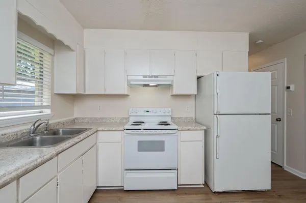 $1,200 | 709 Greenwood Street, Unit B, Fort Walton Beach, FL 32547