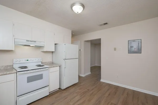 $1,200 | 709 Greenwood Street, Unit B, Fort Walton Beach, FL 32547