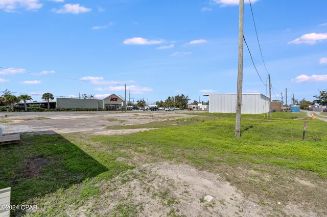 $359,000 | 523 Ohio Avenue, Lynn Haven, FL 32444