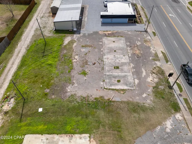 $359,000 | 523 Ohio Avenue, Lynn Haven, FL 32444