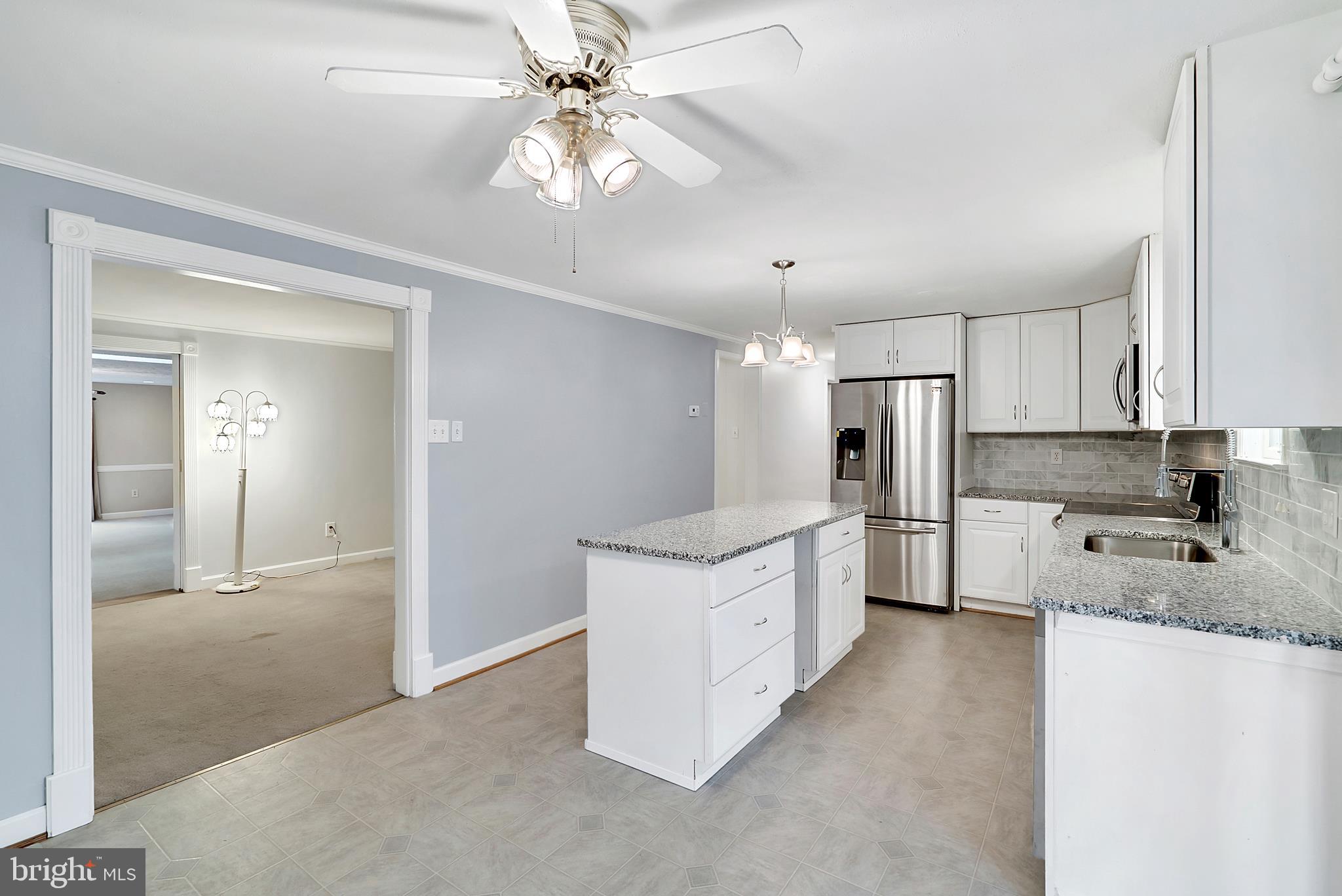 7149 Rogues Road Nokesville, VA 20181 - Photo 11 of 35 Renovated Kitchen