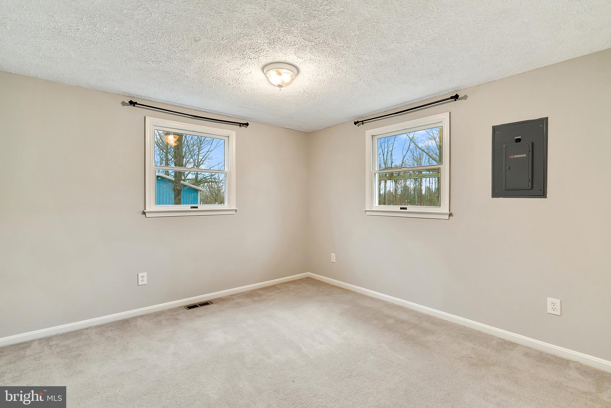 7149 Rogues Road Nokesville, VA 20181 - Photo 22 of 35 Master Bedroom