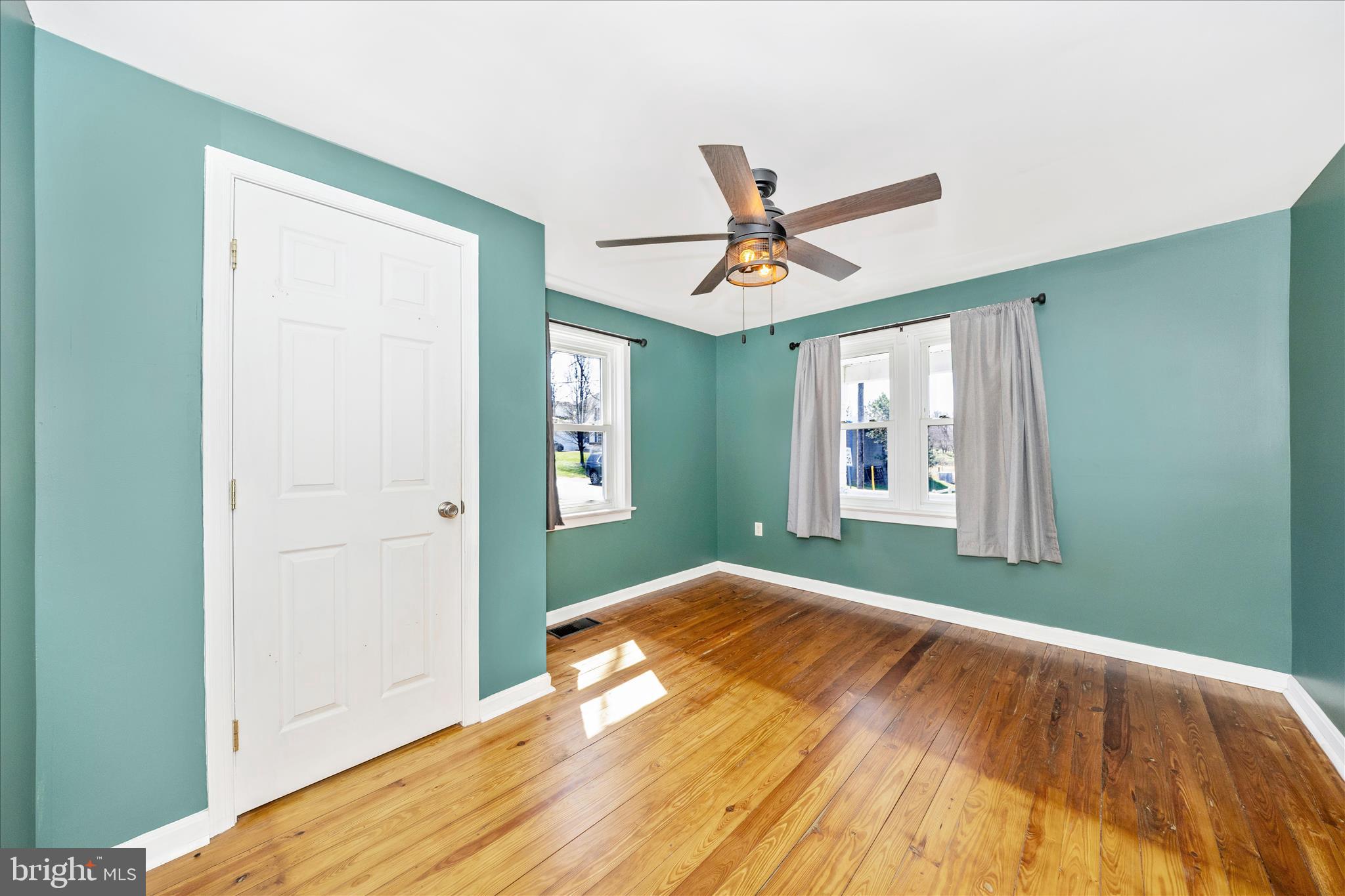 9435 Hollow Road Middletown, MD 21769 - Photo 16 of 40 Primary Bedroom