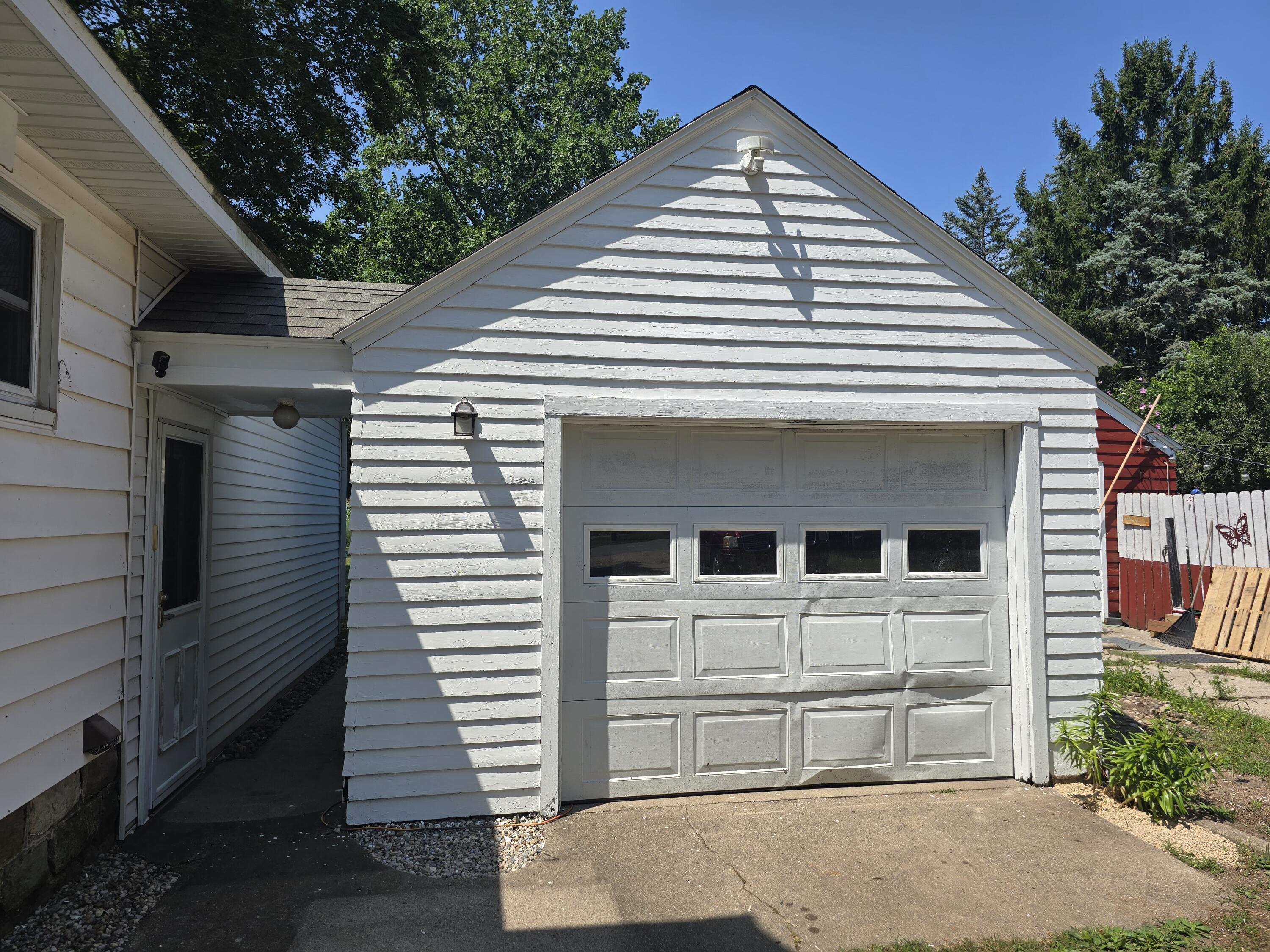642 Maple Street Colon, MI 49040 - Photo 5 of 38 1000087381