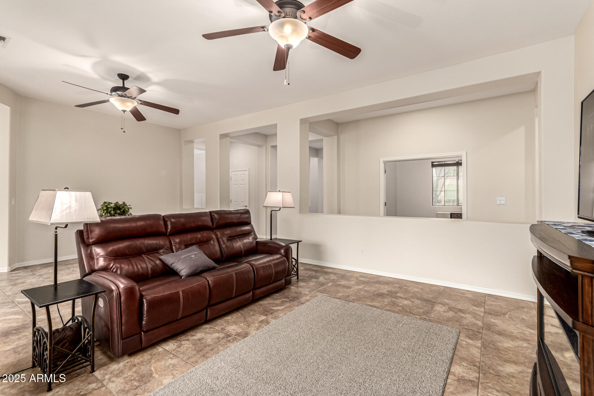 4808 West Cavalry Road Phoenix, AZ 85087 - Photo 11 of 67 14 - Cavalry