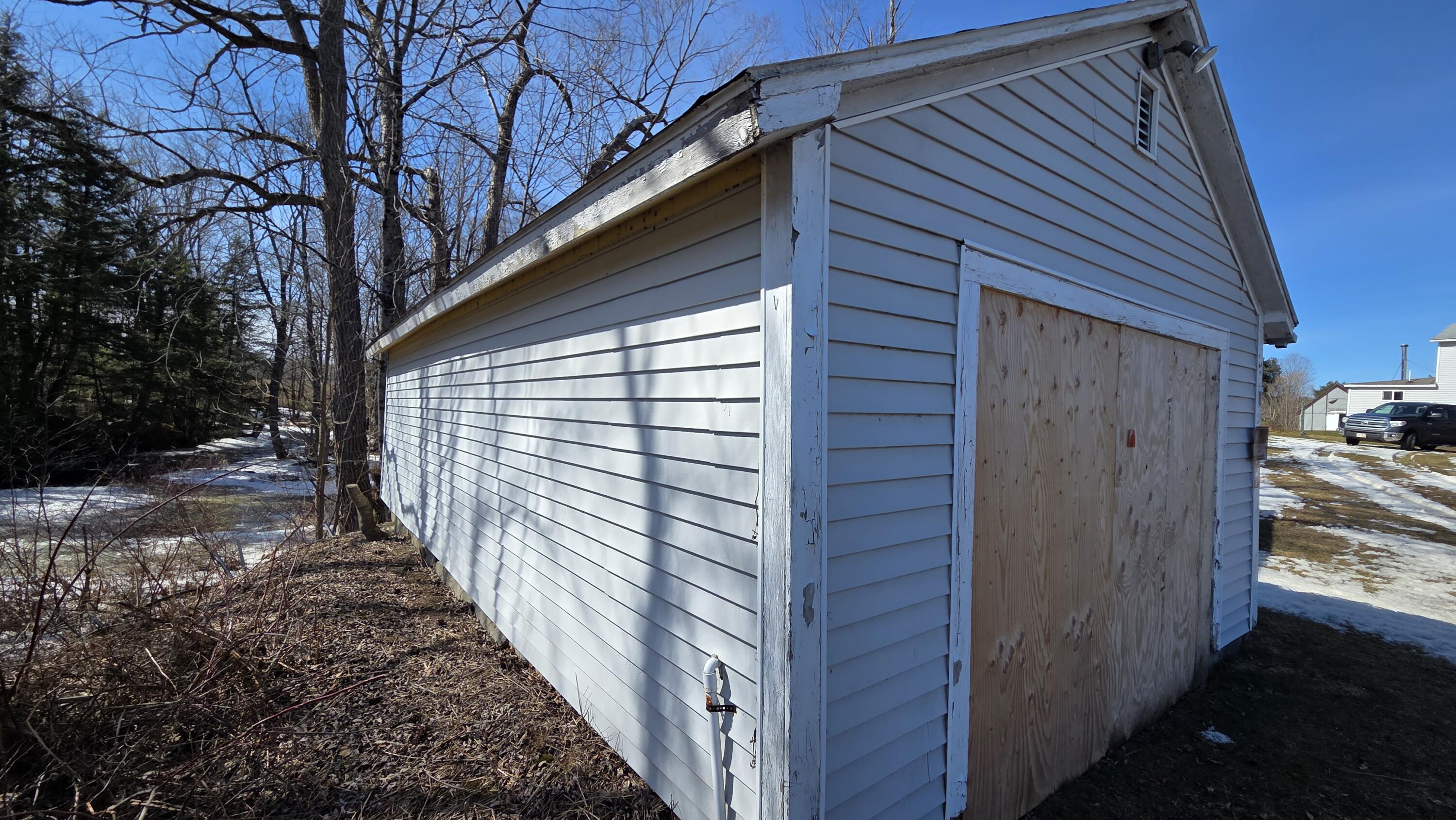 508 Horseback Road Clinton, ME 04927 - Photo 14 of 36 20260313_133143