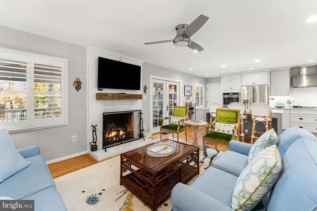 $1,350,000 | 97 Currell Cove Lane, White Stone, VA 22578