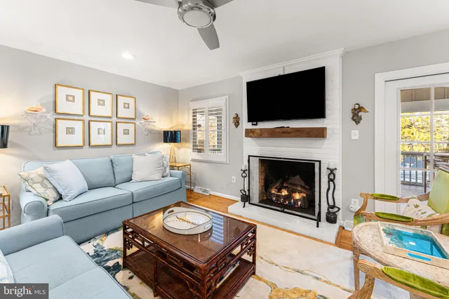 $1,350,000 | 97 Currell Cove Lane, White Stone, VA 22578