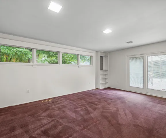 $850,000 | 3586 East Huron River Drive, Ann Arbor, MI 48104