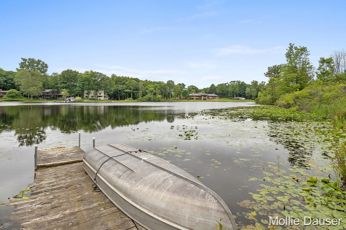 5900 Cascade Road Southeast Grand Rapids, MI 49546 - Photo 33 of 49 IMG_1032