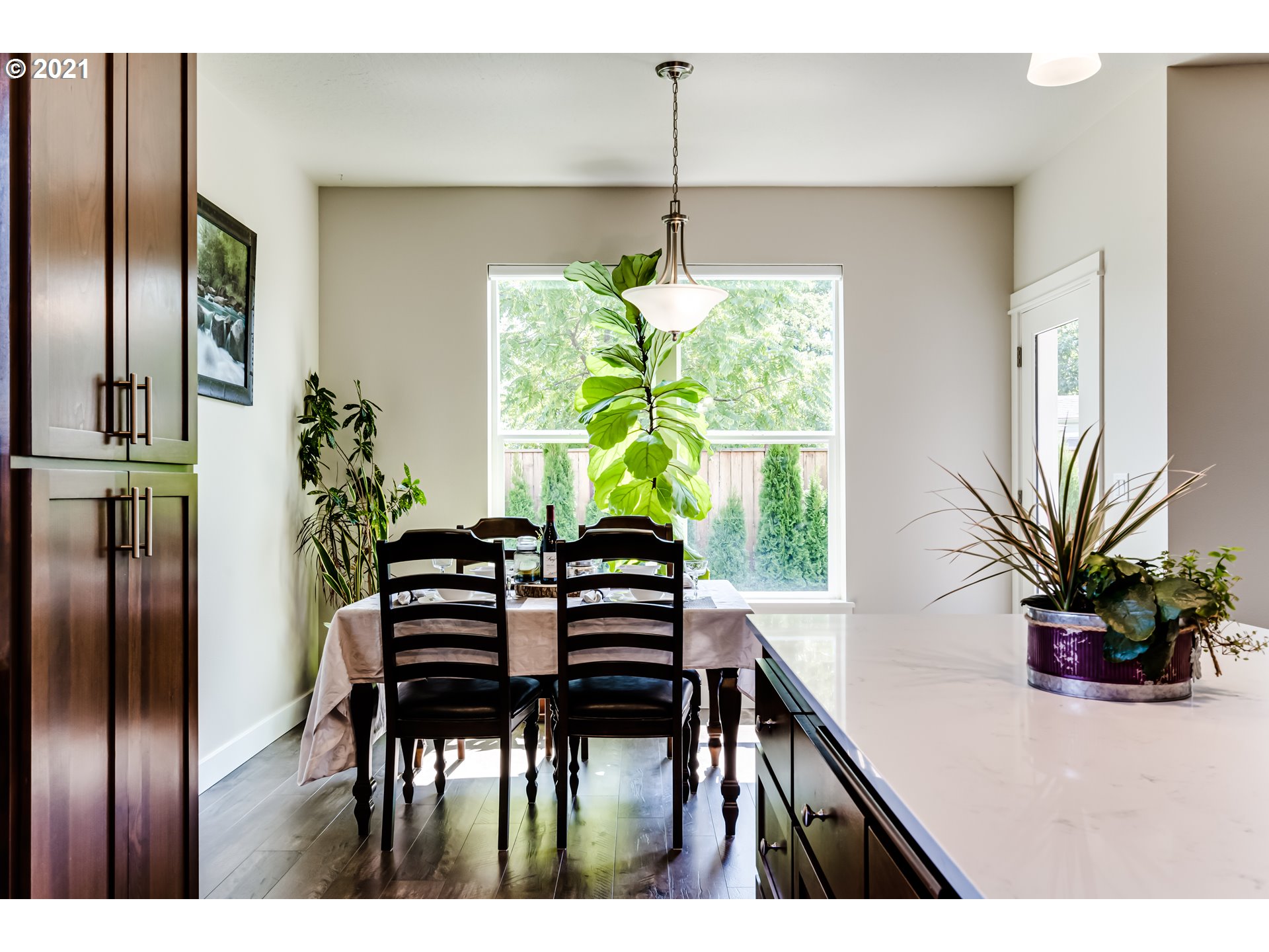 4628 Romy Court Eugene, OR 97402 - Photo 11 of 31